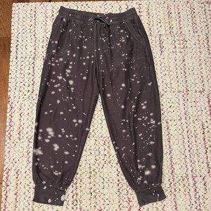 Wonderly Grey Spotted Pajama Pants/Sweatpants Size M